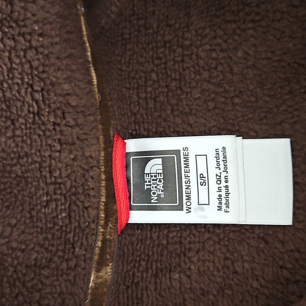 North Face Pullover - image 4